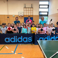 Tischtennis-Schnuppermobil war zu Gast an der Grundschule Urbar